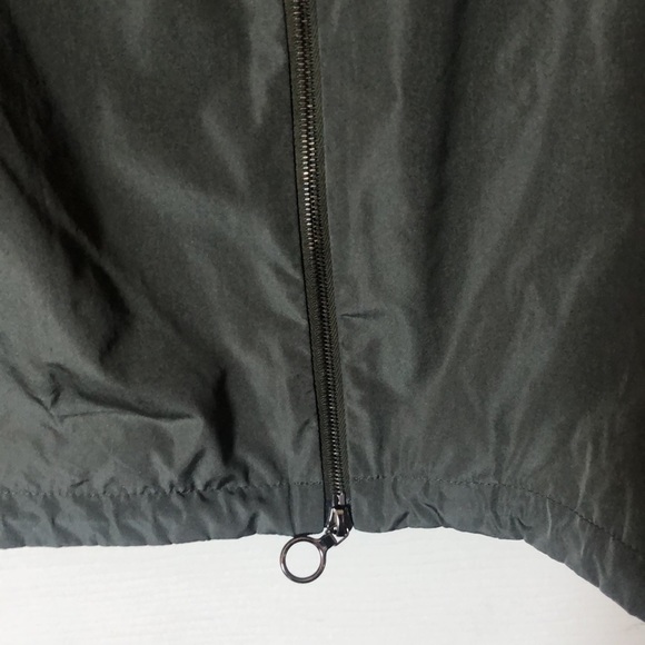 St. John windbreaker - Picture 6 of 11